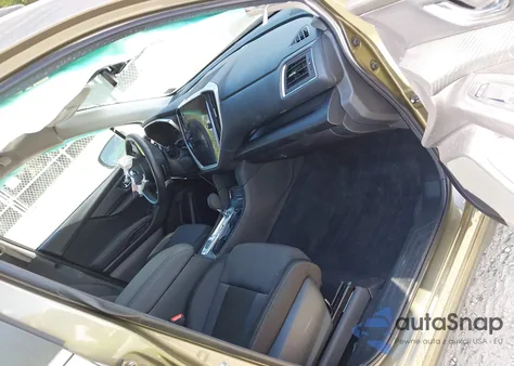 2024 Subaru Ascent Premium 7-Passenger z USA, uszkodzony, nr VIN 4S4WMAED8R3422301